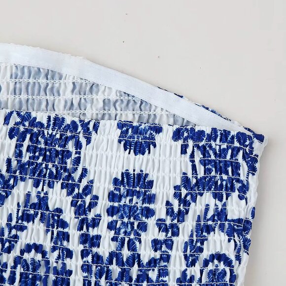 Strapless Ruched Flowy Top - Picture 4 of 6